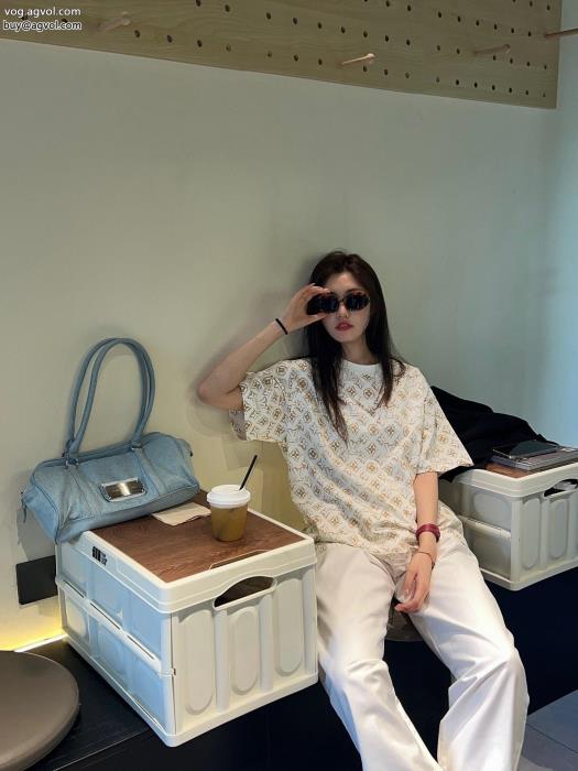 半袖Tシャツ232023最新モデル使い勝手の良さブランド 品 激安 通販LOUIS VUITTON_0_2