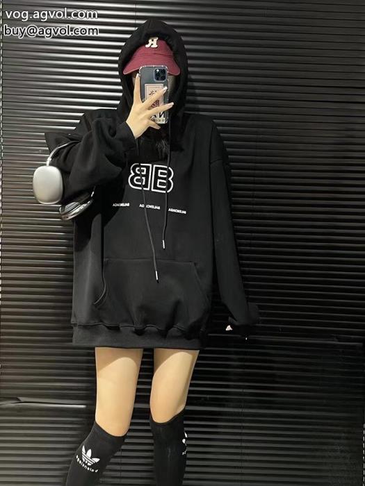 品のよさを感じさきれいめな印象で着こなしbalenciagaコピー 通販パーカー_0_0