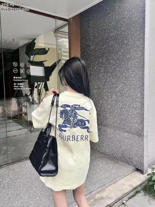 BURBERRYブランド スーパー コピー 優良大人で素敵北欧ブランド半袖Tシャツ_0_3