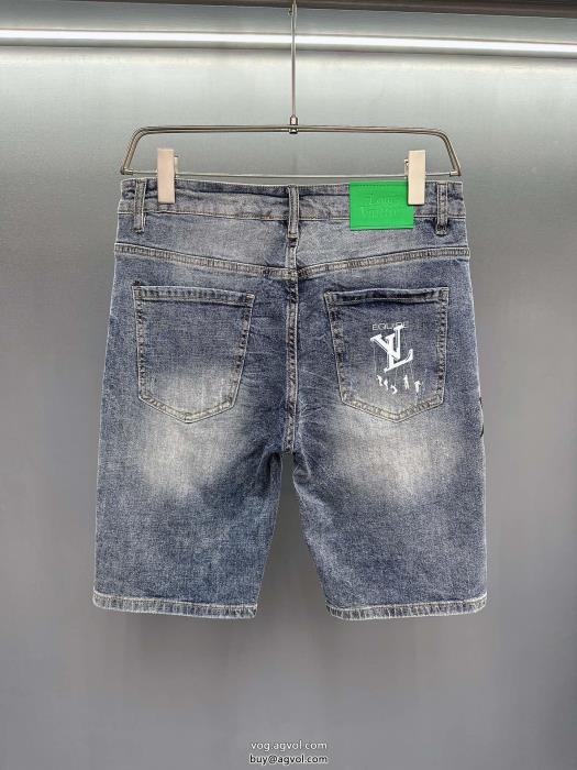 夏のコーデにぴったり愛用者がとっても多いLOUIS VUITTON激安 通販 専門ジーンズ_0_4