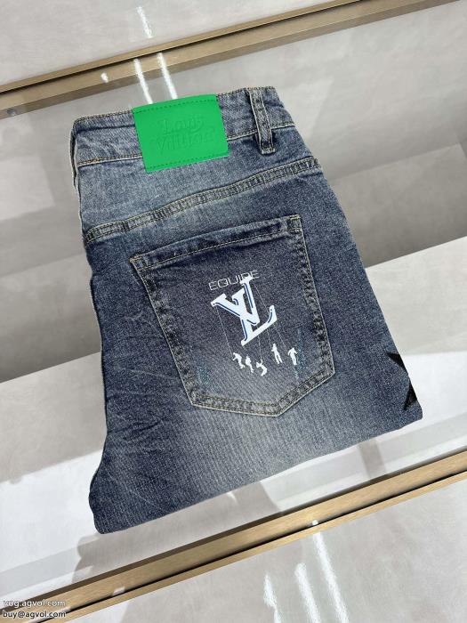 夏のコーデにぴったり愛用者がとっても多いLOUIS VUITTON激安 通販 専門ジーンズ_0_5
