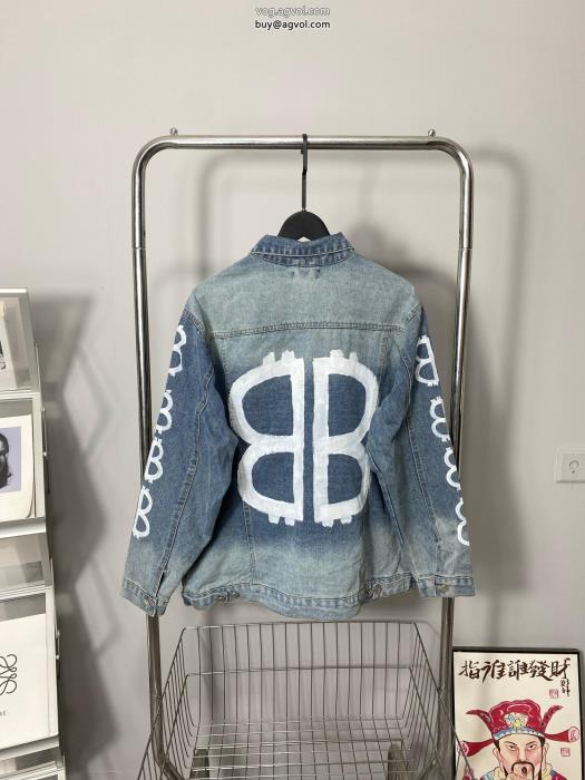 ブランド スーパー コピー夏の必須アイテムを根強い人気定番商品コートbalenciaga_0_0