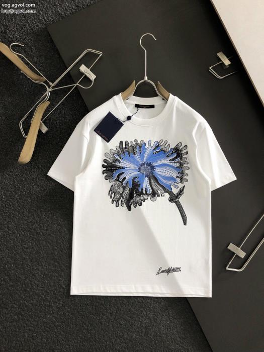 ブランド 通販気分が上がる人気アイテムも同時にチェックLOUIS VUITTON半袖Tシャツ_0_0