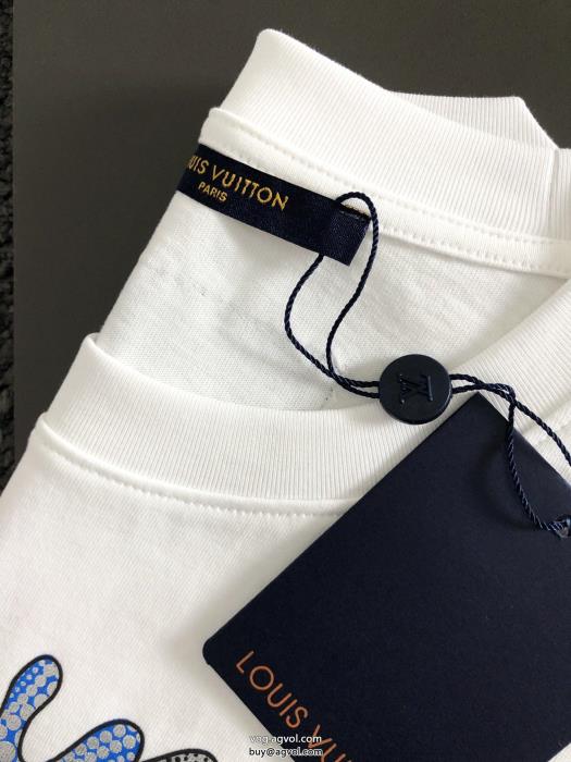 ブランド 通販気分が上がる人気アイテムも同時にチェックLOUIS VUITTON半袖Tシャツ_0_1