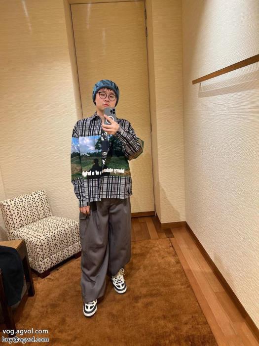 LOUIS VUITTONトレンドスタイル今季はファション感漂うスーパー コピー 安心 長袖シャツ_0_2