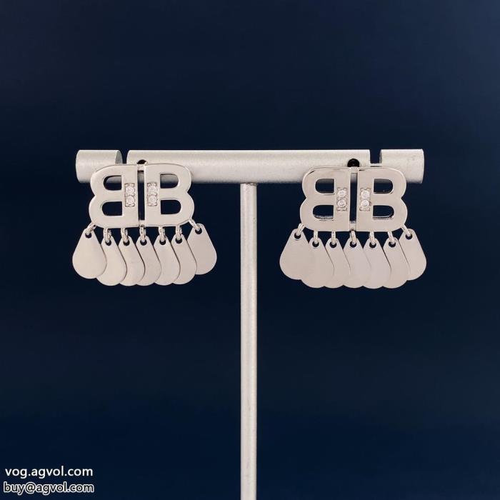 ブランド 激安 耳くぎ鮮度が手に入る気兼ねなく使えるbalenciaga_0_1