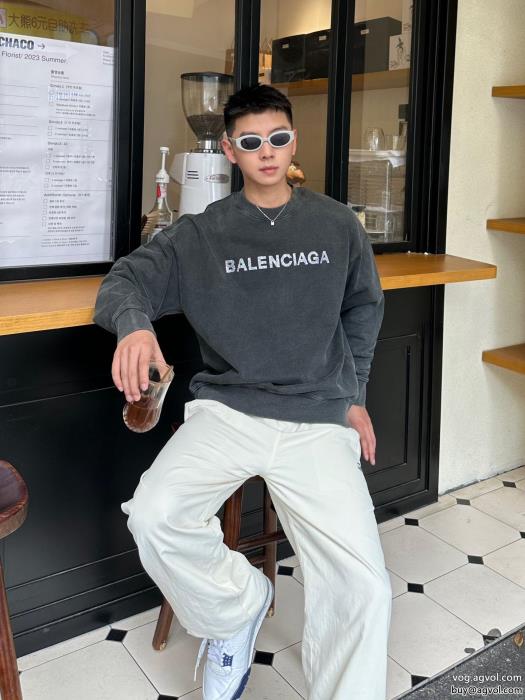 balenciagaスーパー コピー 通販日本即完売予想希少！取り扱い店舗限定パーカー_0_2