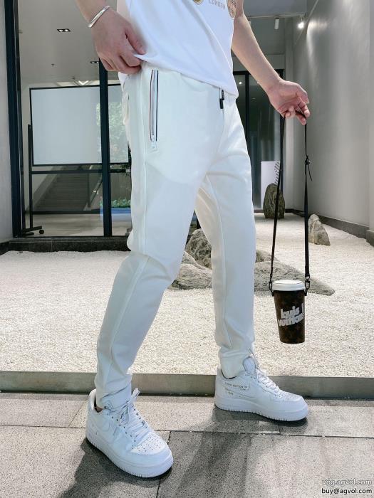 MONCLERスラックス偽 ブランド 優しい印象を与えてくれ発表の新作モデル_0_0