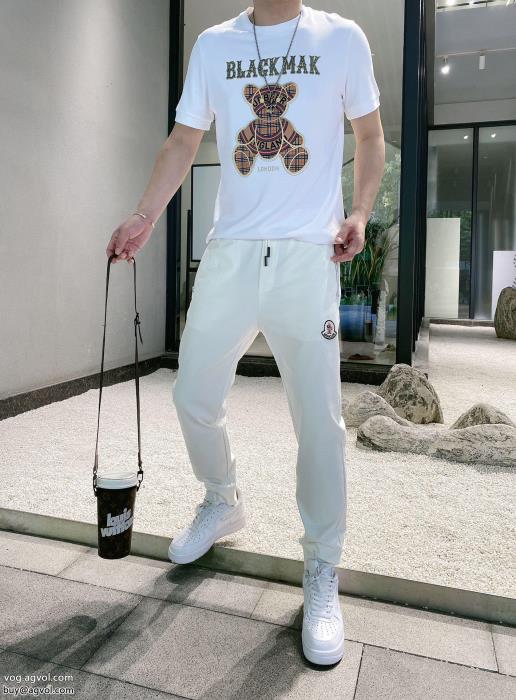 MONCLERスラックス偽 ブランド 優しい印象を与えてくれ発表の新作モデル_0_3