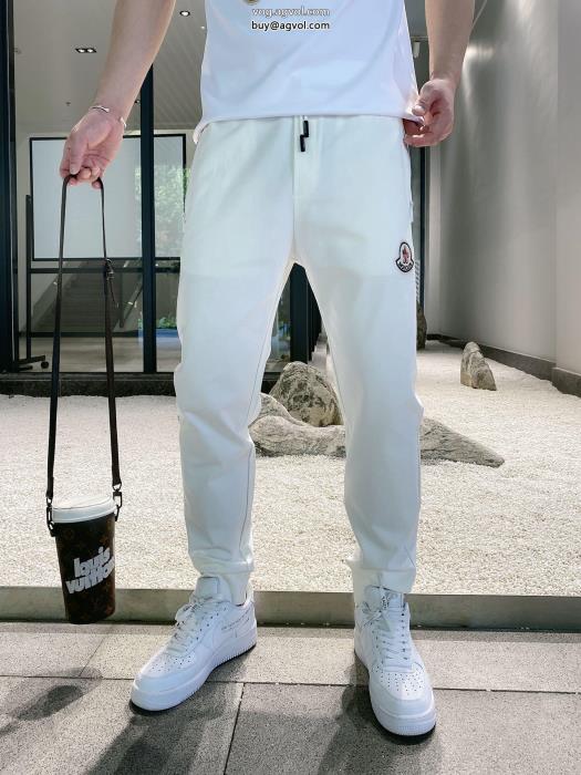 MONCLERスラックス偽 ブランド 優しい印象を与えてくれ発表の新作モデル_0_4