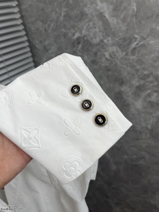 ルイ ヴィトンブランド コピー 激安機能性が素晴らしい速達便発送コート_0_3