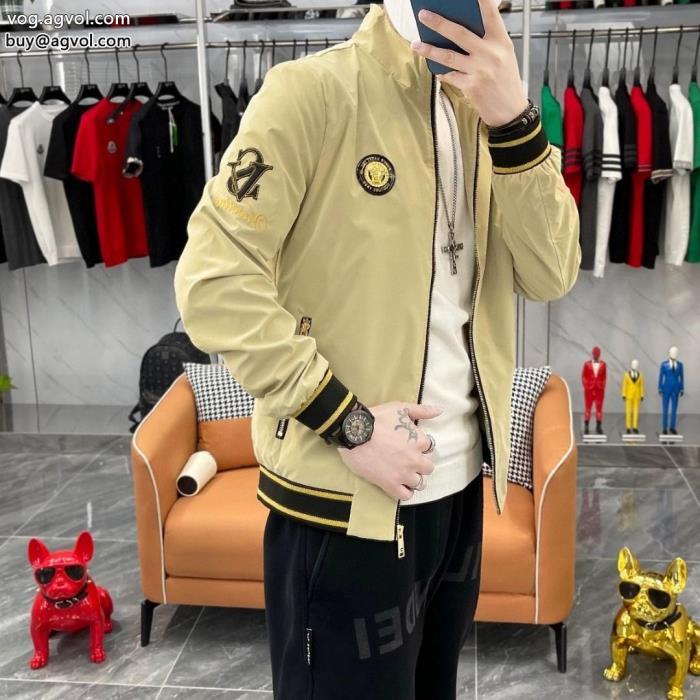 VERSACEコピー 品 ブランド清潔感の高い新品今年売れた人気のスタイルコート_0_3