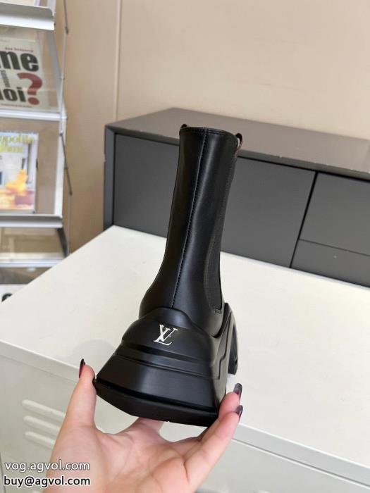 ショートブーツ視線を集めて売切れ必須LOUIS VUITTON偽物 ブランド ショップ_0_2