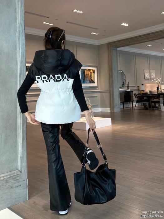 好感度が高いアイテムセールお早めに綿入れベストブランド 偽物 通販PRADA_0_2