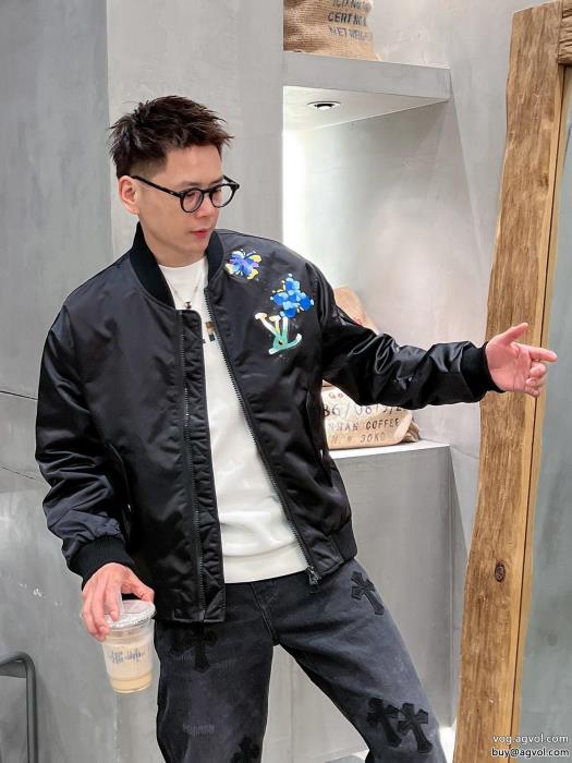 2023最新コラボ　完売間近今季は色を使った注目新品ブランド コピー 販売 LOUIS VUITTONジャケット_0_0
