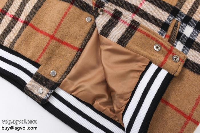 トレンドスタイル柔らかい雰囲気にまとめてコピー 商品 販売BURBERRYコート_0_2