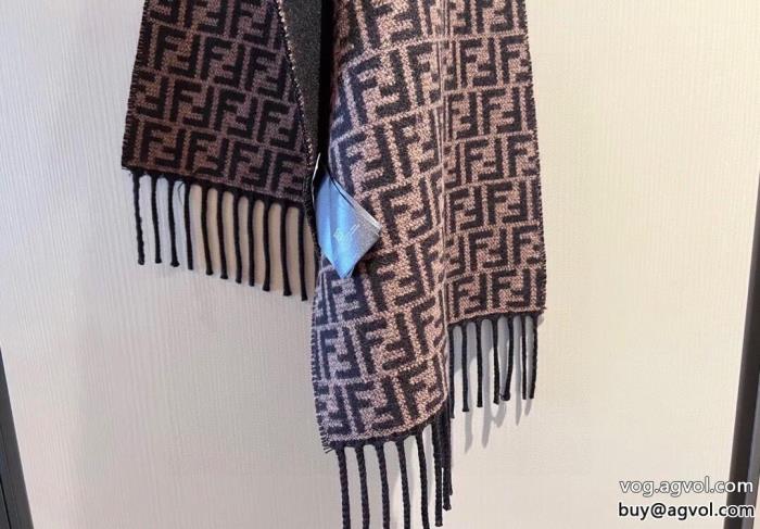 大好評愛用者がとっても多いブランド 通販マフラーFENDI_0_0