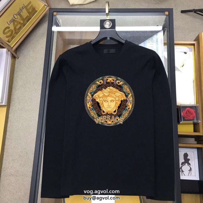 コピー ブランド 販売存在感ばっちりなアイテム定番人気商品VERSACE長袖Tシャツ_0_0