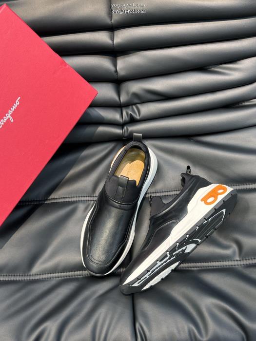 国内発セール完売間近リラックス感急上昇FERRAGAMOコピー 商品 ブランドスニーカー_0_4