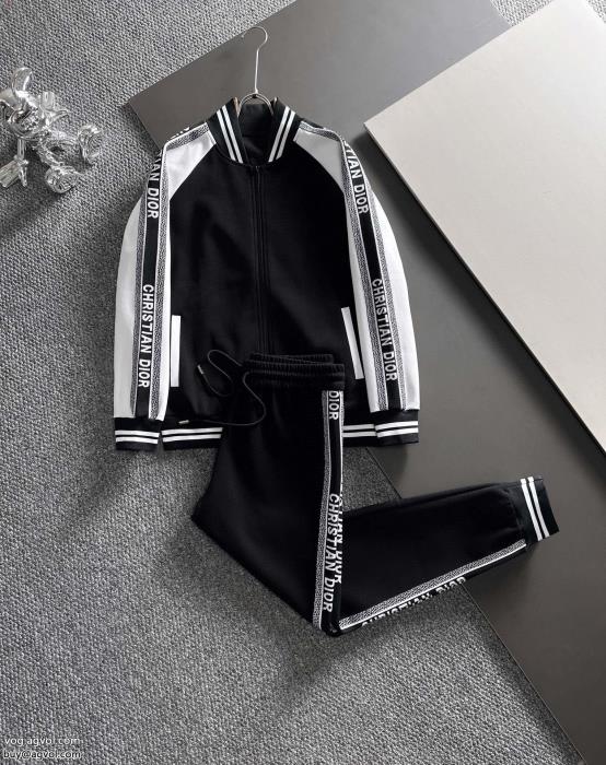 ブランド コピー 激安セット季節感をプラス人気商品スタイルアップ見えなシンプルDIOR_0_3