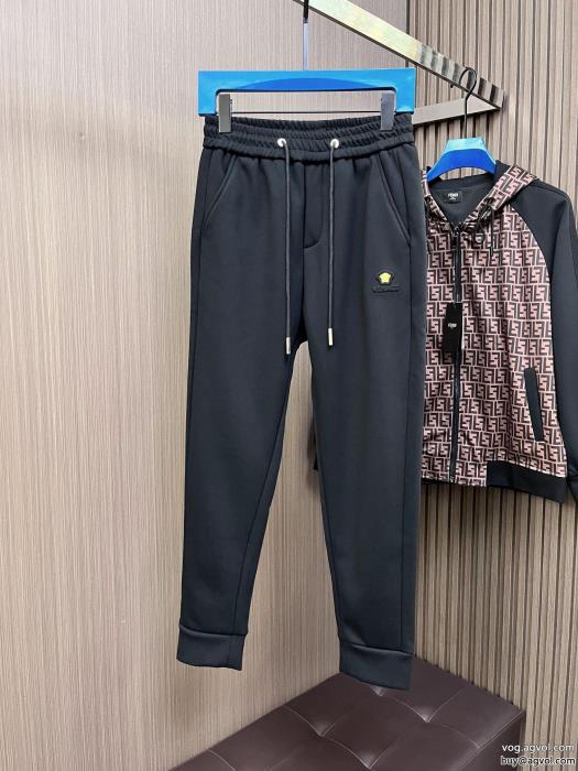 VERSACE雑誌掲載魅力的なポイントスラックスブランド コピー 販売_0_2
