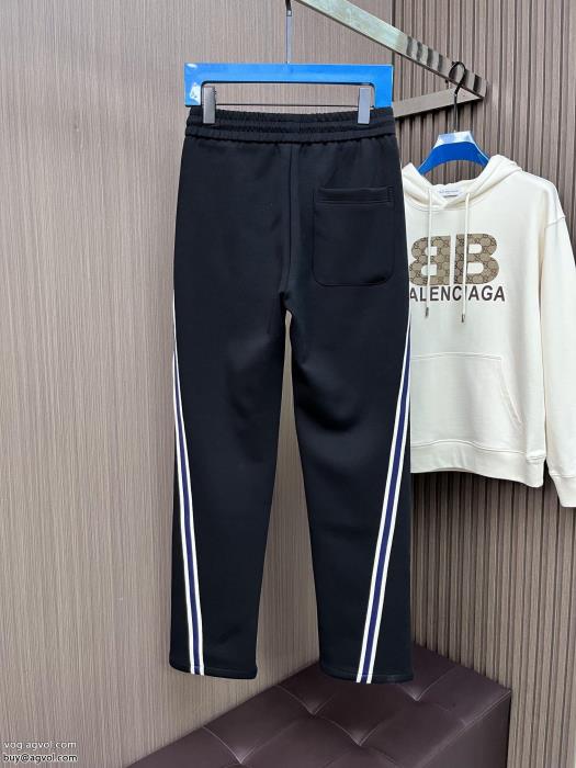 スラックスMONCLERブランド コピー 安心この2023最強のアイテム速達便発送_0_1