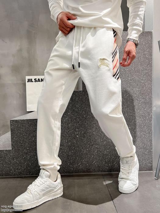BURBERRYコピー 商品 通販スラックス魅力的な今年らしい愛用者が続出中_0_2