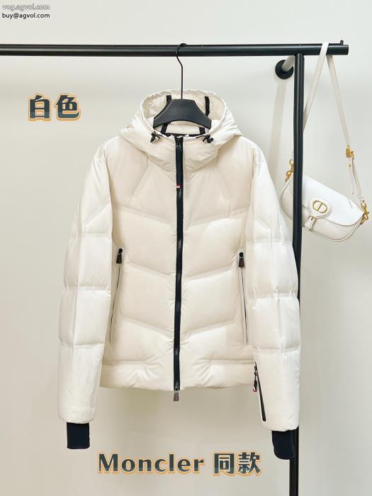 ダウンジャケットMONCLERコピー 商品 ブランド売切続出　使い勝手のよさが魅力_0_0