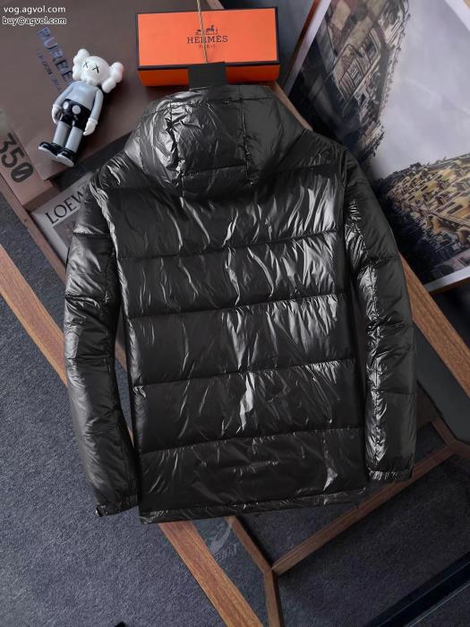 高級感漂う魅力的な価格ダウンジャケットブランド コピー s 級MONCLER_0_1