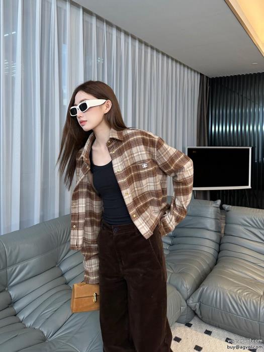 長袖シャツCELINEスーパー コピー ブランド 専門軽やかな素材感即完売_0_2