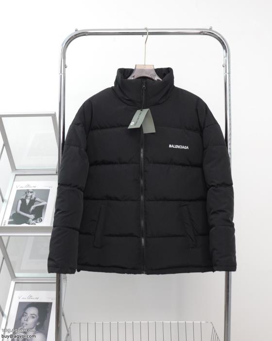 ブランド コピー 優良新作愛用セレブ多数品のよさを感じさbalenciagaダウンジャケット_0_2