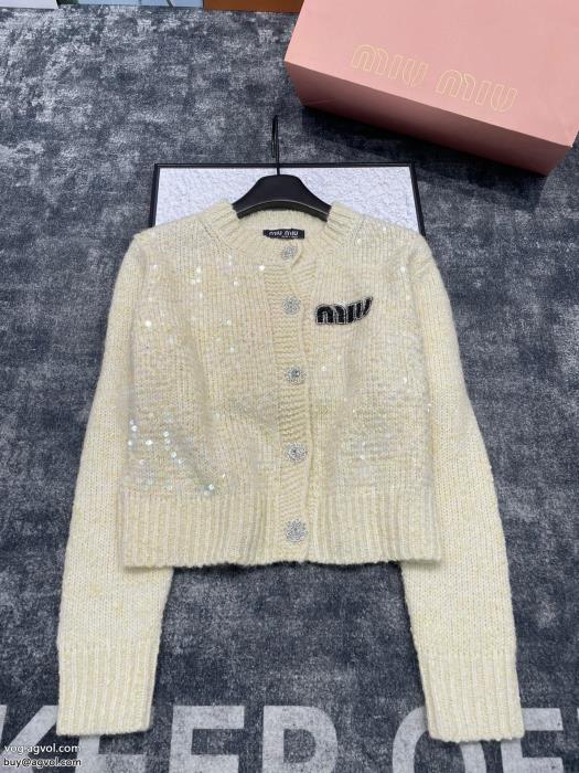 新作オシャレ大人の色気を印象にブランド 品 コピーコートMIUMIU_0_2