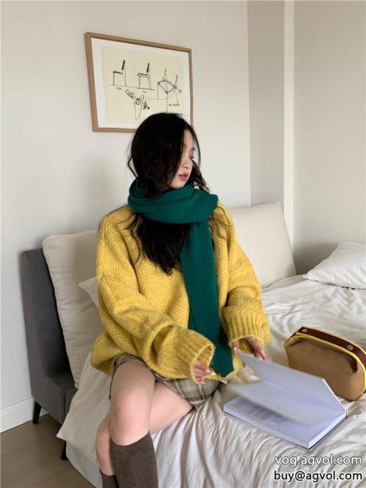 偽物 通販 CELINE雑誌も街も人気アイテム大人可愛いスタイルセーター_0_0