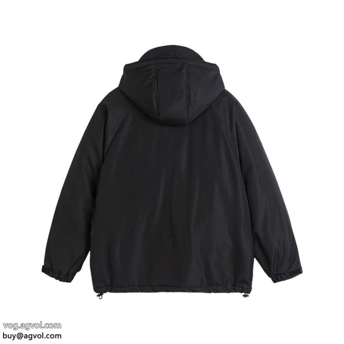 MONCLER遊び心が溢れるアイテムNEW　新作 コート激安 ブランド 通販_0_1