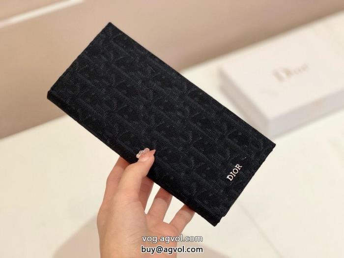 DIORブランド コピー 販売 財布カジュアルさ大人感漂う2023新作_0_0