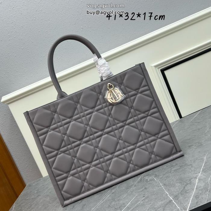 バッグスーパー コピー 通販 優良リッチな印象に永遠の定番DIOR_0_2