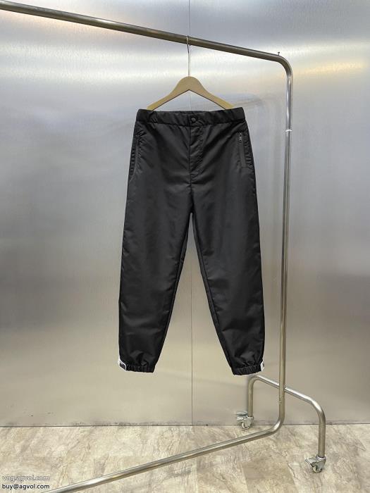 プラダスラックス偽物 ブランド 販売ユニセックススタイル定番のスタイル2023限定_0_2