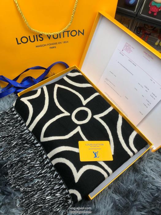 ブランド コピー 品LOUIS VUITTONマフラーふんわり柔らかより格上げして_0_3