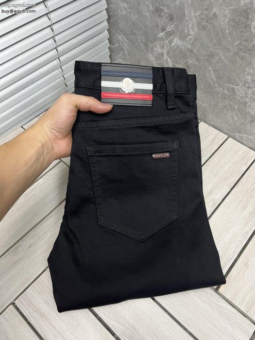 モンクレールコピー 商品 通販ジーンズ売り切れ間近旬の気分を絶妙に_0_1