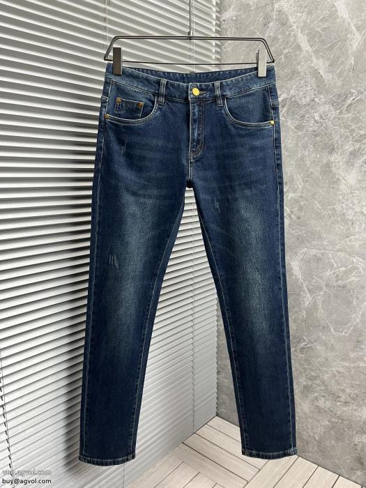 ブランド コピーPHILIPP PLEINジーンズ新作日本未入荷1年中活躍する_0_0