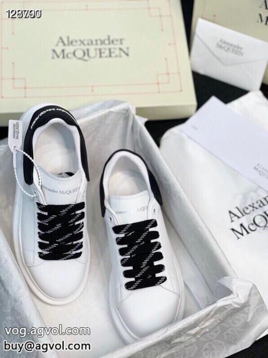 お洒落な印象に2023ファッションブランド 偽物スニーカーalexander mcqueen_0_3