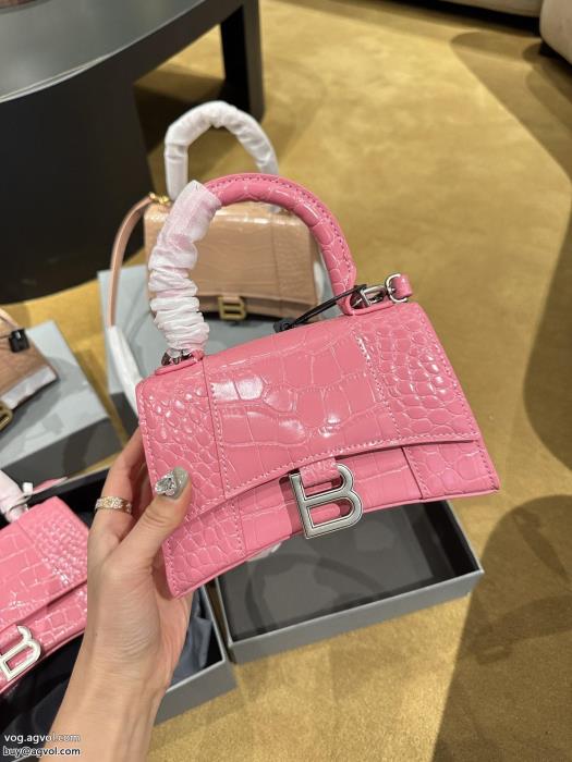 balenciagaブランド コピー 通販バッグ売切続出　おしゃれ度をUPする新着_0_0