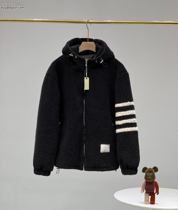 コピー 商品 通販洒落感を演出する！厳選したコートトムブラウン_0_2