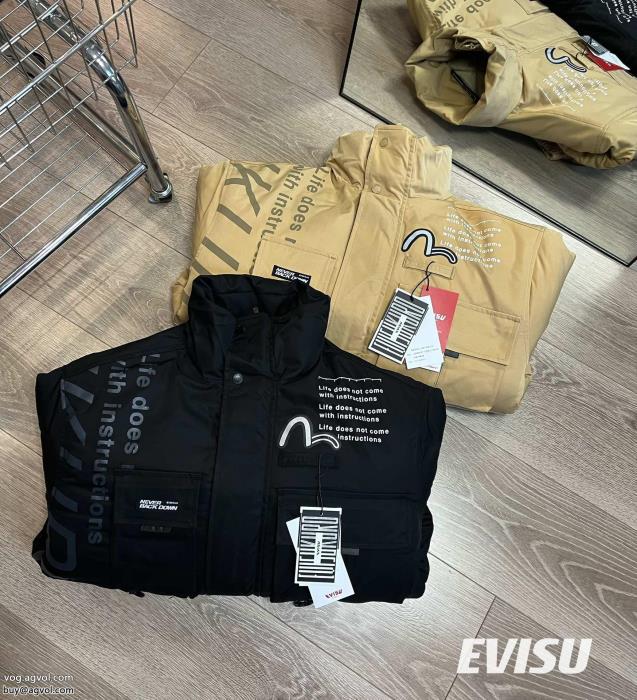 コートEVISU偽物 通販 ヘルシー 抜け感重視23SS海外直営_0_2