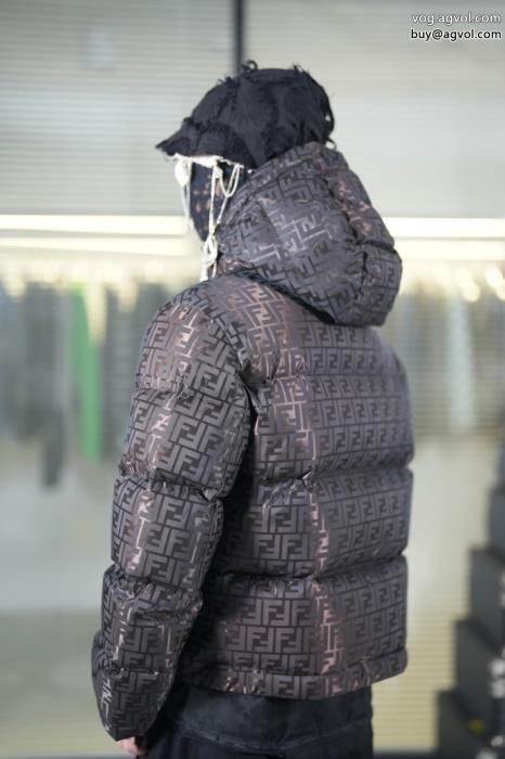気分が上がるおすすめセールブランド 通販FENDIダウンジャケット_0_4