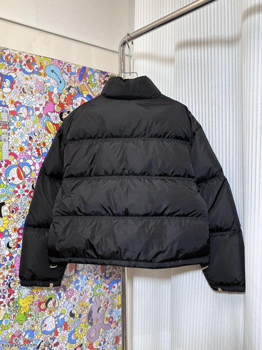 ダウンジャケットセリーヌコピー 商品 販売2023大活躍人気アイテムロゴが美しい_0_0