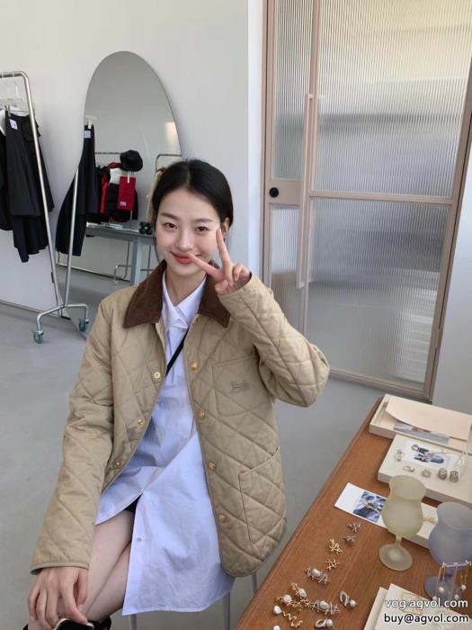 コートお買得セール機能面抜群CELINEブランド アクセサリー 激安_0_3