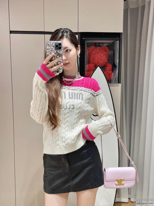 大人な印象が溢れ出る実用性は勿論セーターMIUMIUブランド コピー 品_0_2