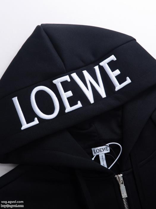ブランド 偽物 通販著名人の着用完売必至LOEWEコート_0_1