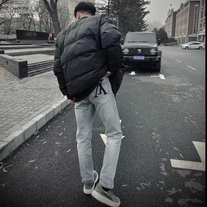 ブランド 偽物ジーンズ通気性のいい元気な印象にLOUIS VUITTON_0_0